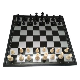 Fury Plastic Chess Set