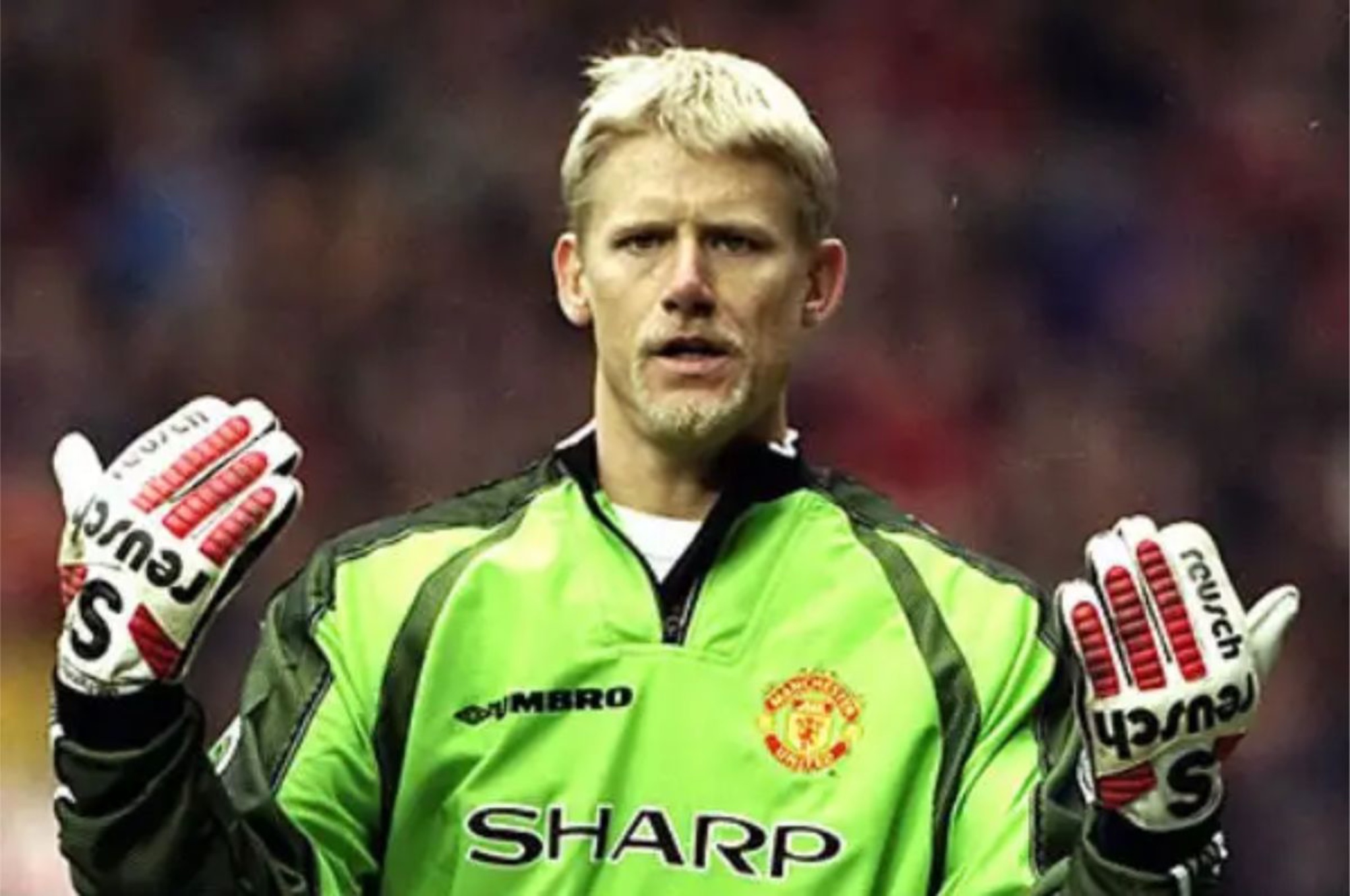 Reusch Match Goalkeeper Glove - Image 8